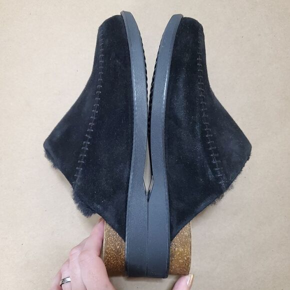 Sofft Bellflower Italian Suede Mule - Picture 8 of 12